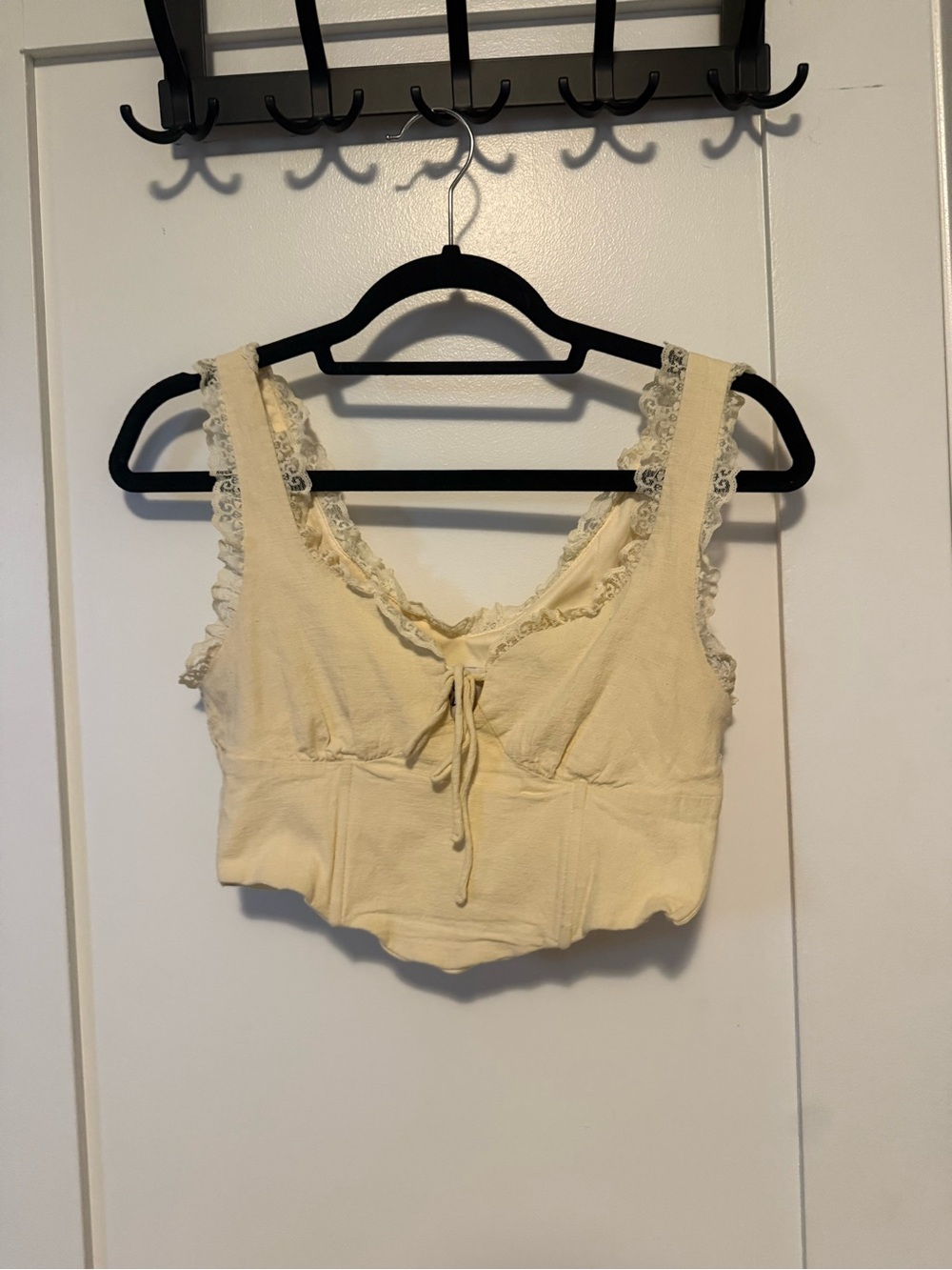 Princess Polly Cream Lace-Trim Crop Tank